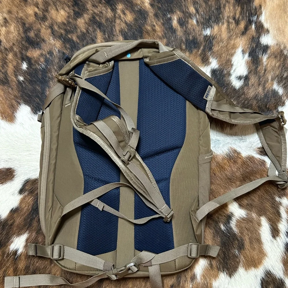 Rei Ruckpack 18 Backpack - Picture 4 of 4